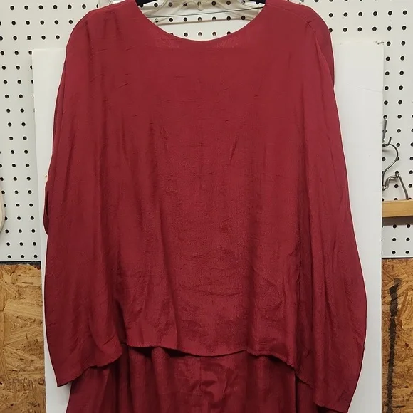 Umgee layered top 2XL cranberry red EUC tub 10 - Picture 6 of 7